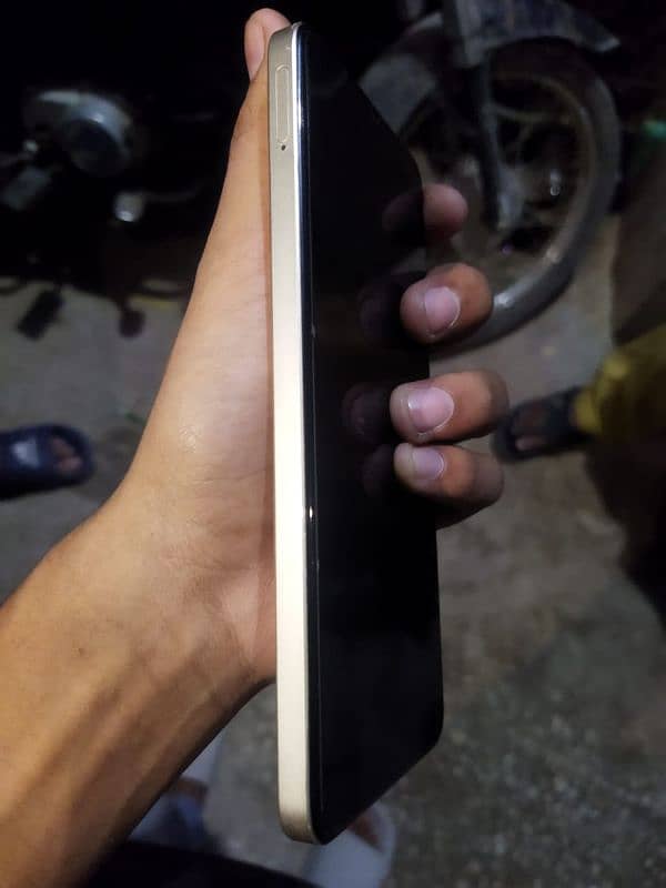 realme c61 full warranti 3 days used 2