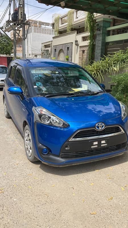 Toyota Sienta 2018 0