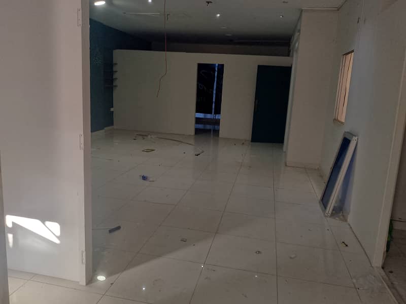 Office for rent 1280 sq feet DHA phase 5 Karachi 6