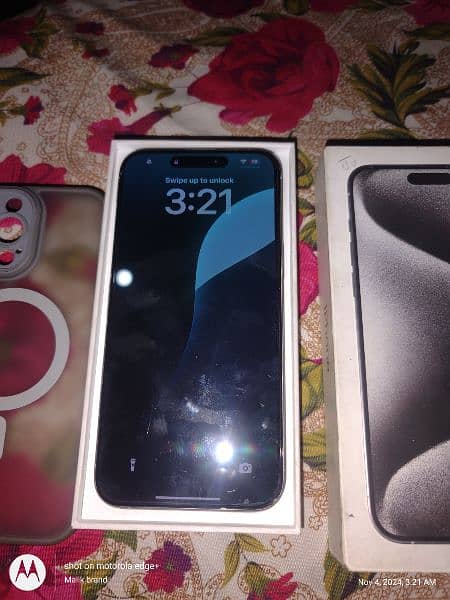 iPhone 15 pro max white dulhan jv 256gb 5