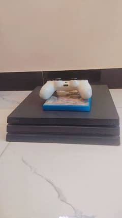 PS4 pro and steering wheel best condition