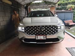 Hyundai Santa Fe 2024 2300KM brand new scratchless