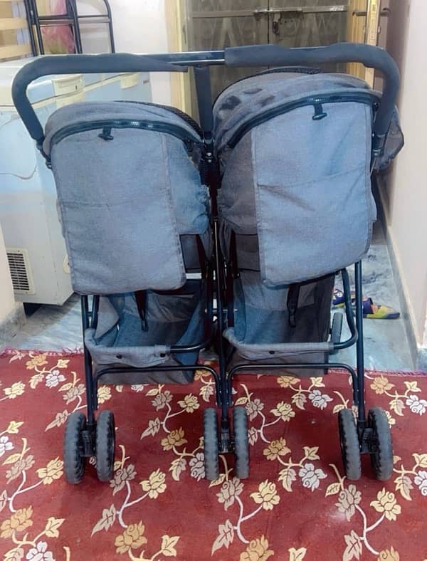 baby twin pram 2