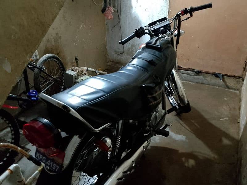 cg 125 se, self start, mint condition 12