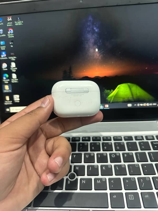 AirPods pro 2 orignal charging case 0