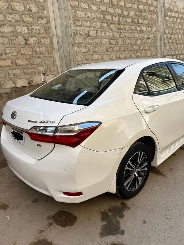 Toyota Corolla Altis 2019 1