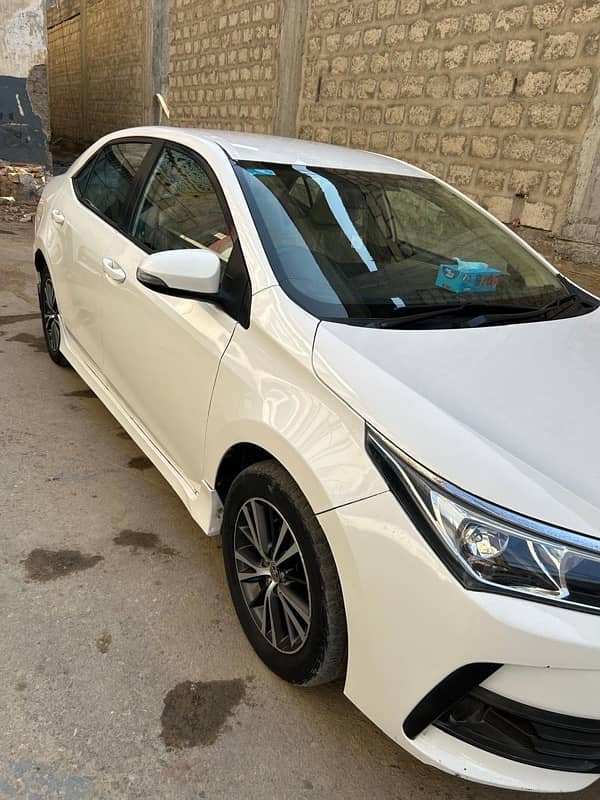 Toyota Corolla Altis 2019 4