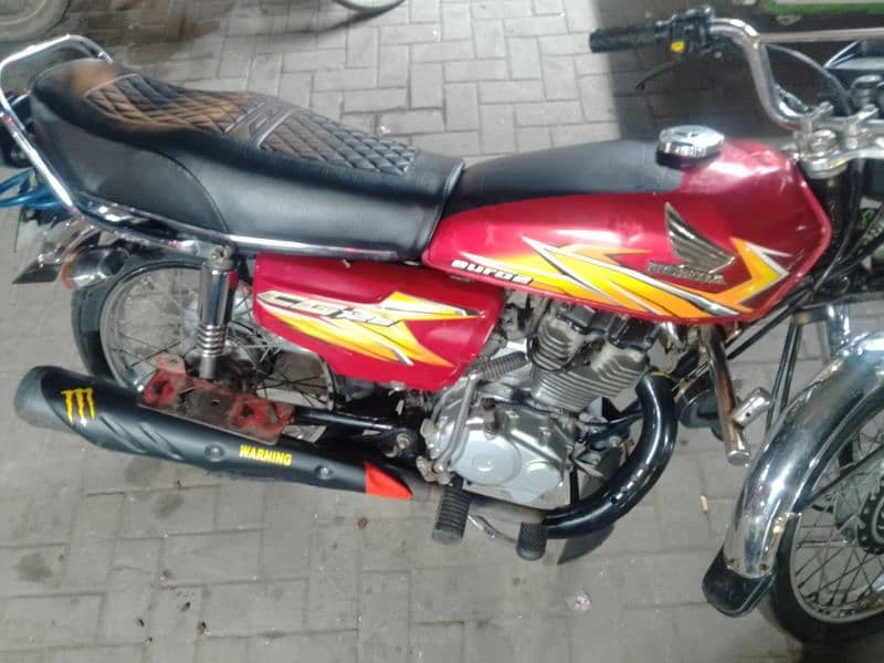 Honda 125 2021model Hy rabta number. 03006644690 2