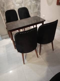 restaurant chairs sofa table