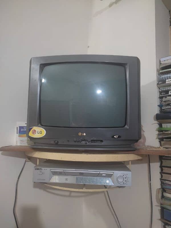 Old but Reliable LG TV for Sale! 0