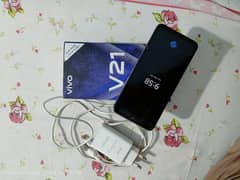 vivo v21 (8/128) In display finger ok