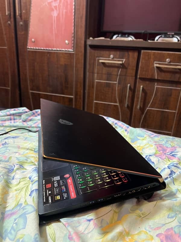 Msi gs75 Gaming Laptop - Laptop with Rtx 2080 + i9 9th gen 11