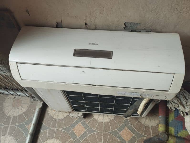 haier 1 ton AC 5