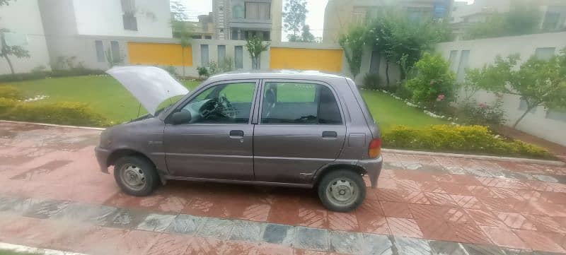 Daihatsu Cuore 2000 5