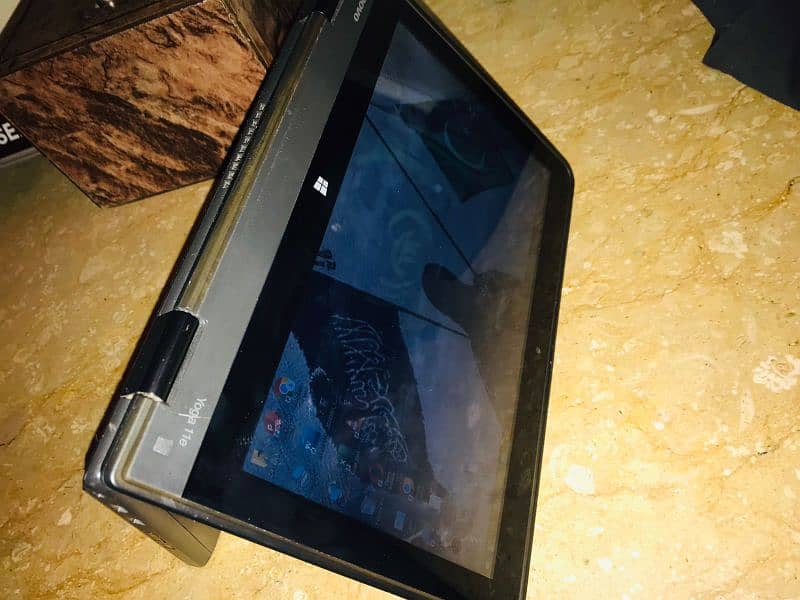 Lenovo Thinkpad 10 by 10 condition 4