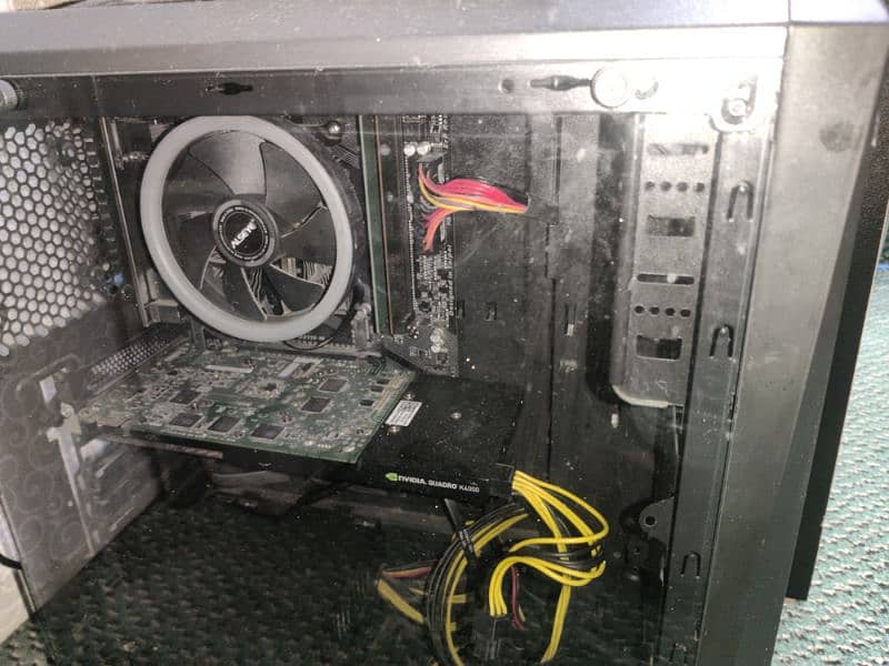 gaming PC with every accesorie 0