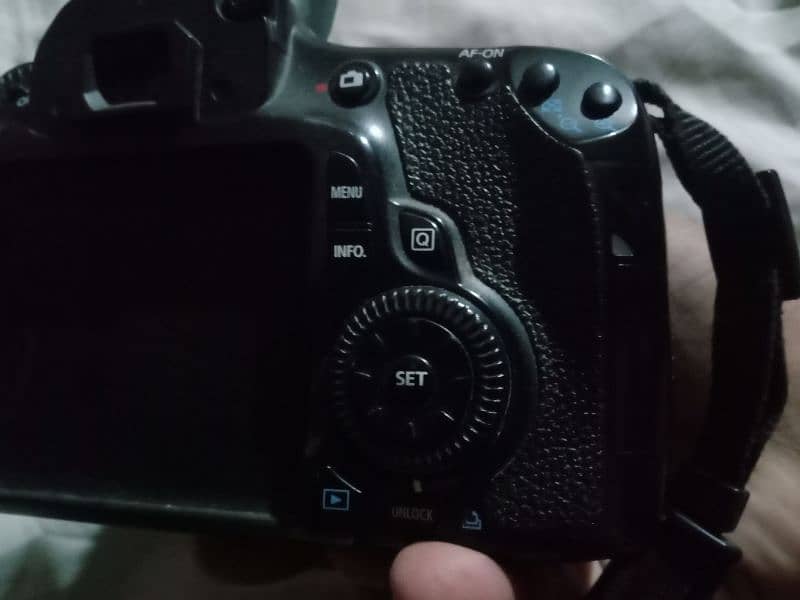 DSLR 60D 10/9 urgent sale 4