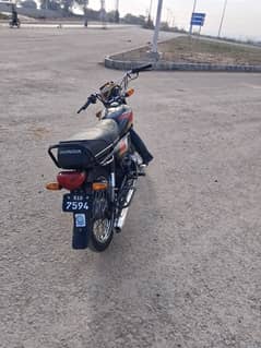 Honda 70 cc bike