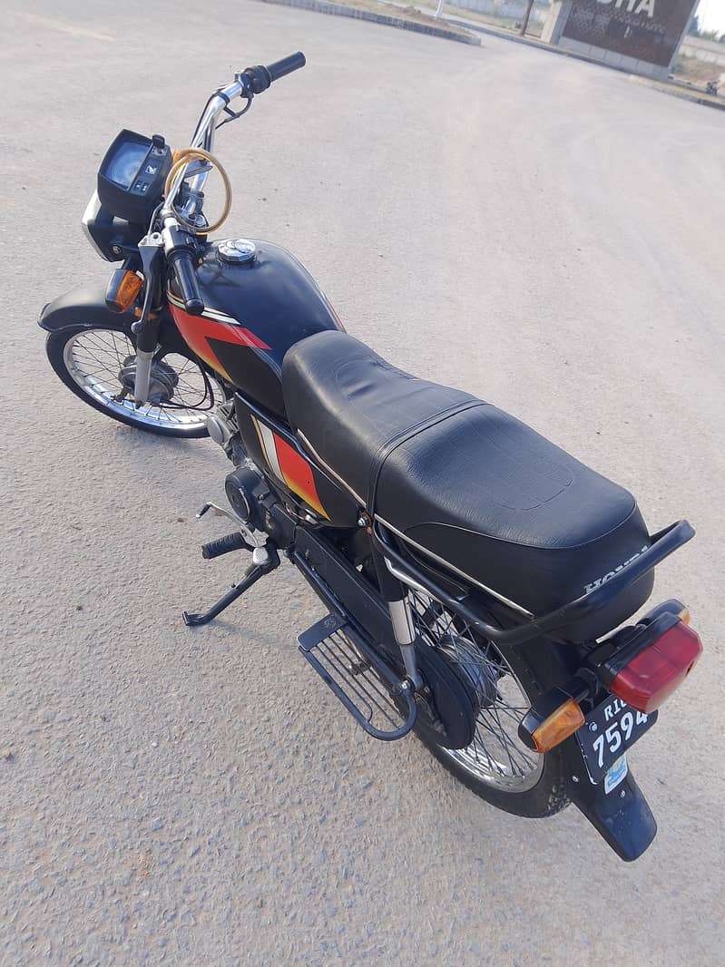 Honda 70 cc bike 2