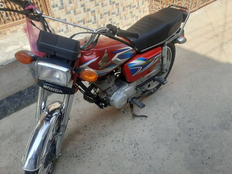 125 Honda 3