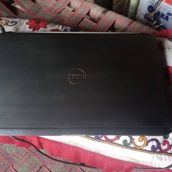 Dell laptop i5 3rd generation 9