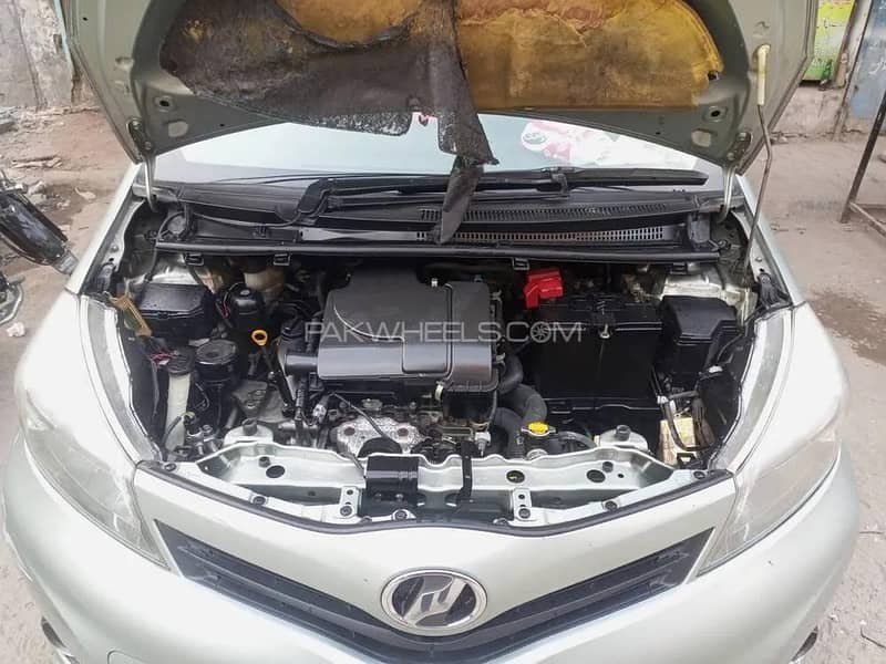 Toyota Vitz 2013 2013 4