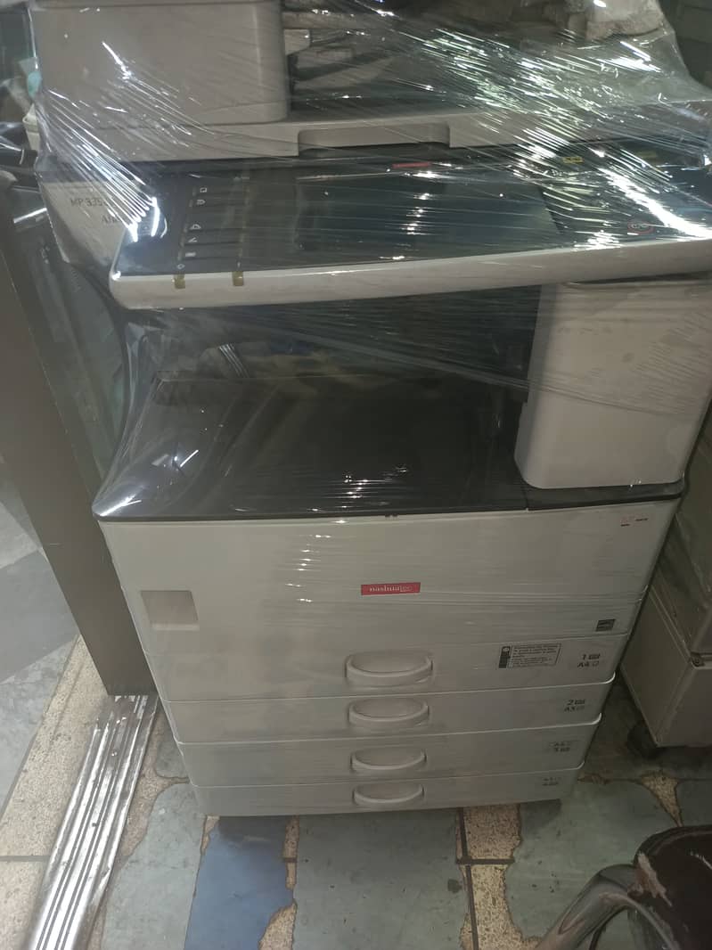 All kinds of Black & colors Photocopier with printer scanner availabl 0