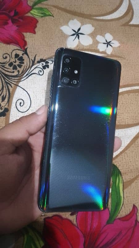 I am selling Samsung A51 all parts. . . 03289203346 3