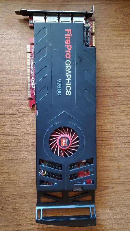 AMD FirePro V7900 Graphics Card, better than 750 ti 1