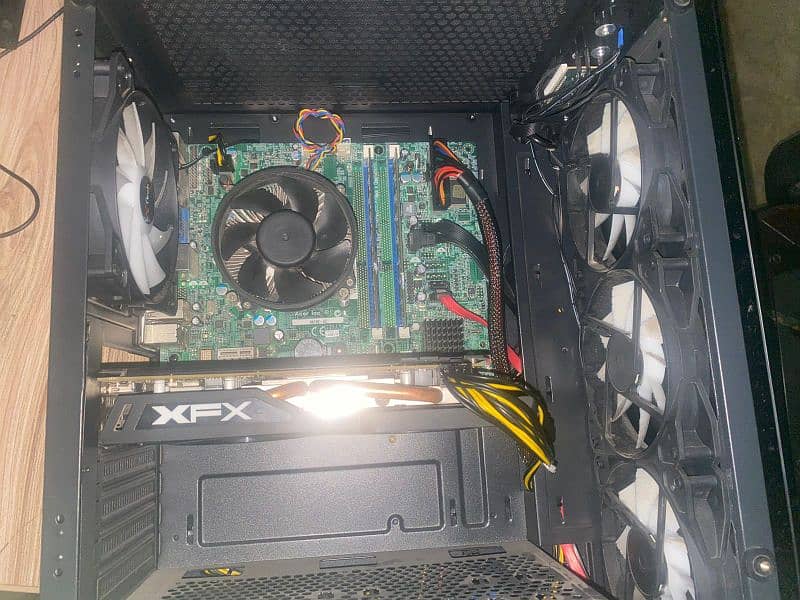 Gaming PC In 10/10 Condition 8