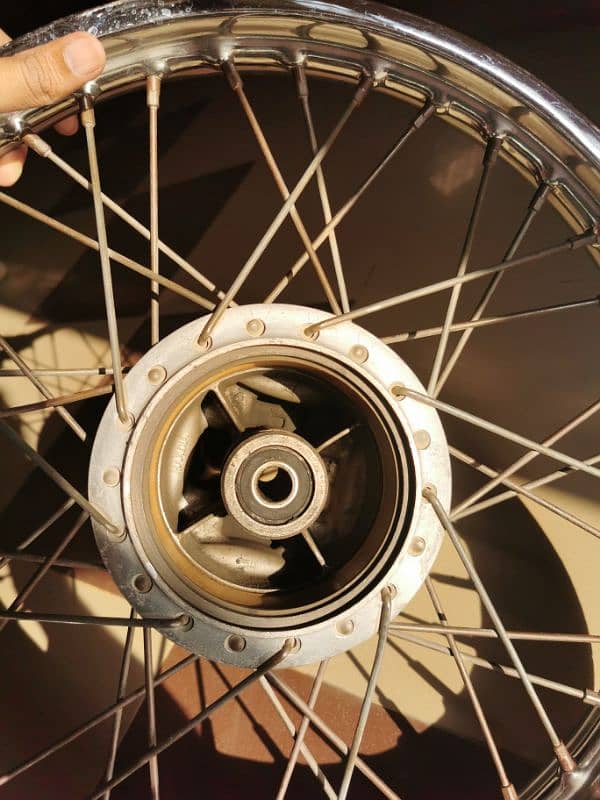 honda cg 125 rim with hub 100% genuine 1