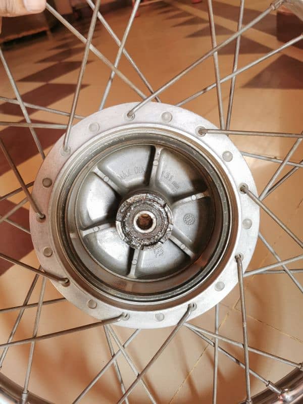 honda cg 125 rim with hub 100% genuine 3