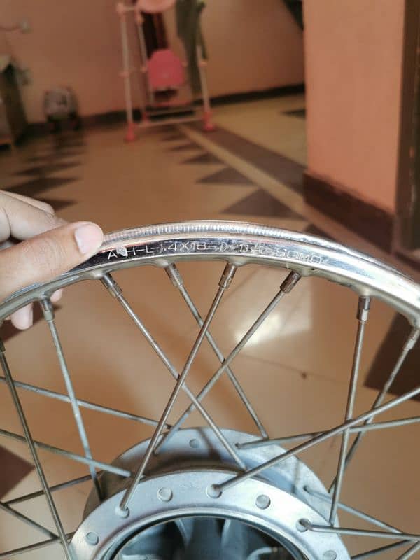 honda cg 125 rim with hub 100% genuine 4