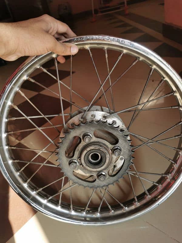 honda cg 125 rim with hub 100% genuine 7