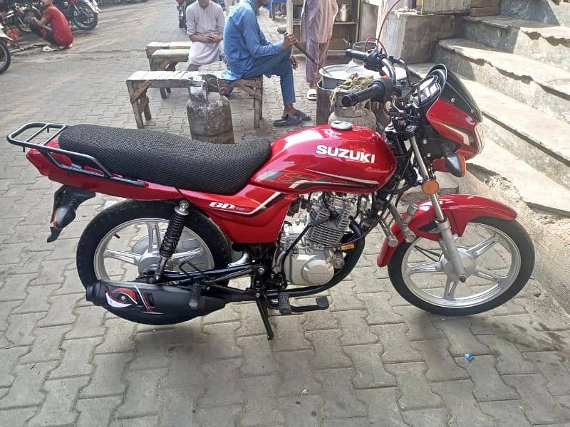 Suzuki gd110 4