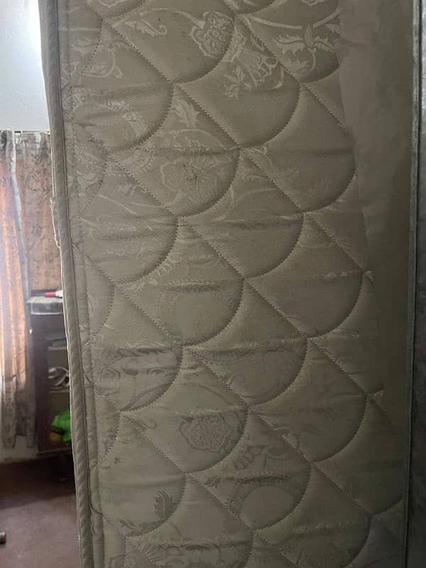 8 inch Unifoams King size Spring Mattress 10