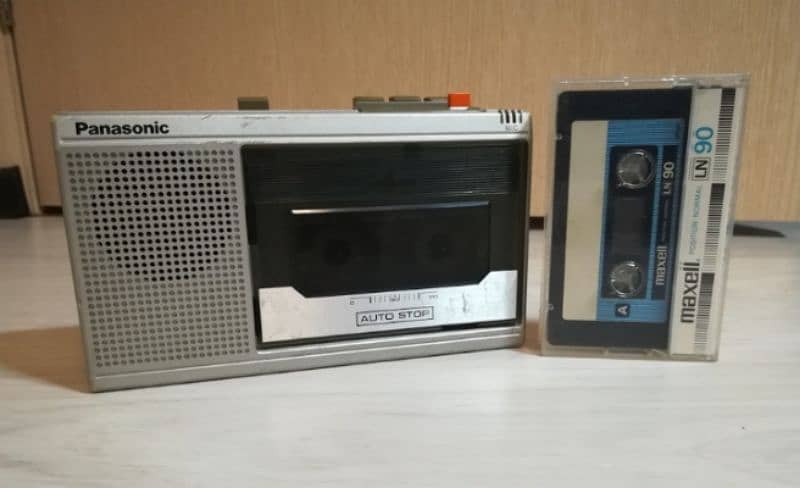 Panasonic Walkman Cassette Player 0