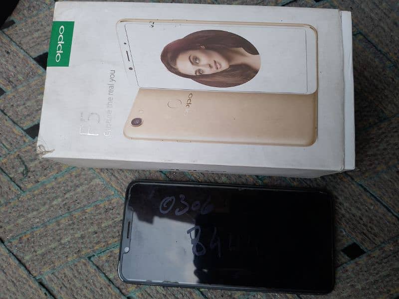 oppo f5 with box. board Dead h . . call 03068444304 0