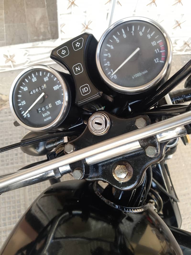 Suzuki GS 150 SE 2020 4