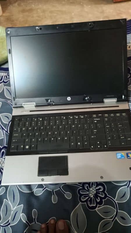 HP laptop model 8520p core i5 12