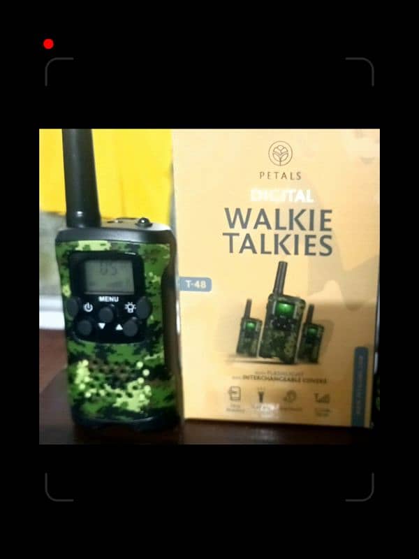 Assalam o Aliakum WALKIE TALKIES IS AVAILABLE IN QOOD QWALITY & QWANTY 4