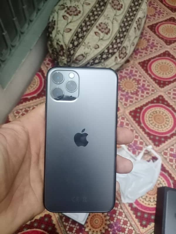 iPhone 11 pro 256gb 2