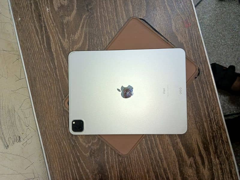 Ipad 11" 2020 (2nd Generation) for sale 1