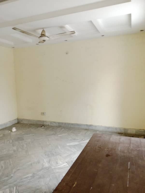 2.5 Marla House In Stunning Sheraz Town - Al Jannat Block Is Available For Sale 7