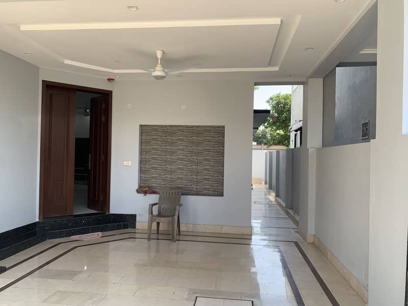 8 MARLA SOLID CONSTRUCTED HOUSE IN BLOCK "A" DHA PHASE 11 RAHBAR IS AVAILABLE FOR SALE 2