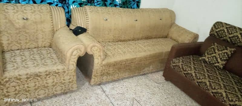 5 Seater Sofa Set 1