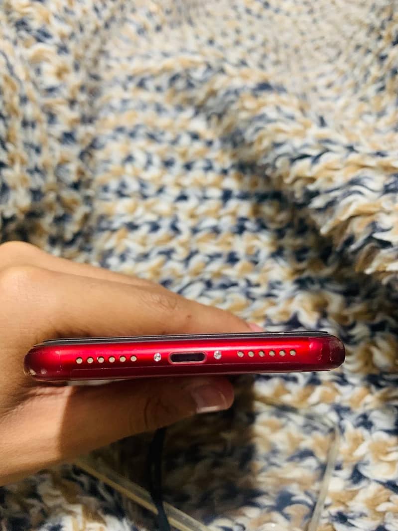 iPhone Xr ( Product Red ) Full Original Condition 0