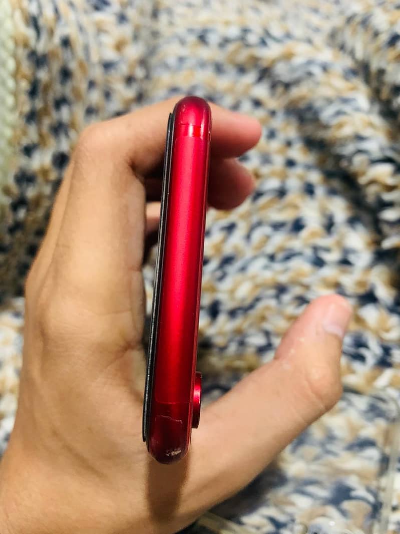 iPhone Xr ( Product Red ) Full Original Condition 4