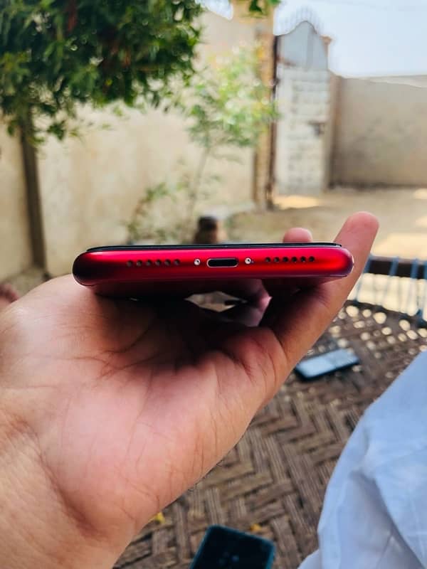 iPhone Xr ( Product Red ) Full Original Condition 17