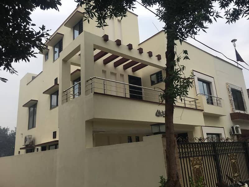 Like New 10 Marla Lower Portion For Rent In Oversease B Block Bahria Town Lahore 30